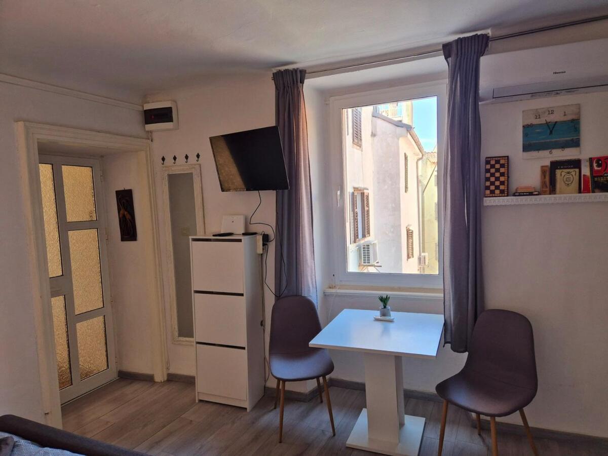Emilla By The Sea - Apartment Piran