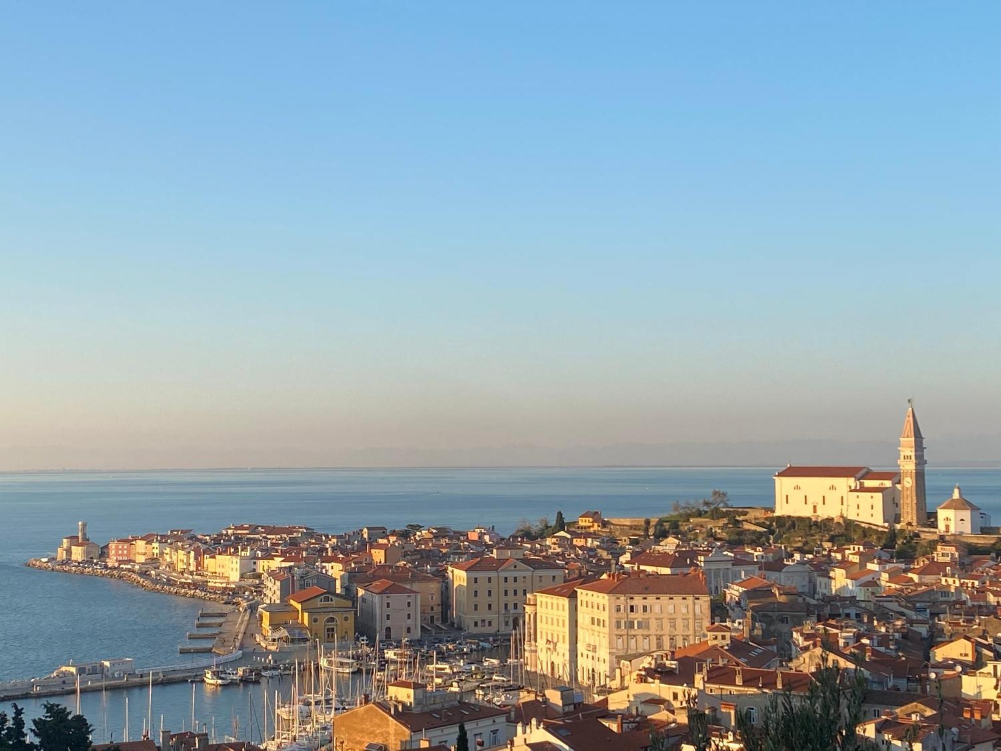 Emilla By The Sea - Apartment Piran